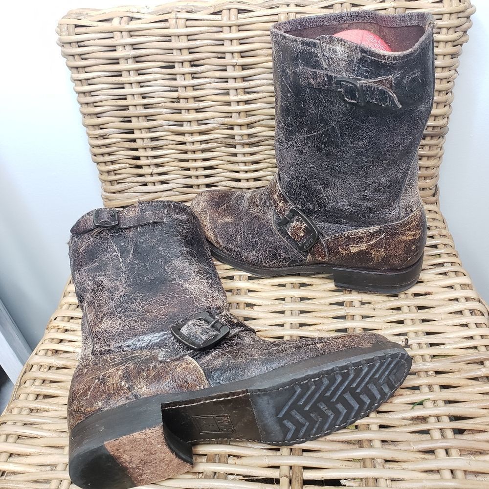 Frye Veronica Distressed Leathrer Boots Brown Size 7 - Picture 5 of 14
